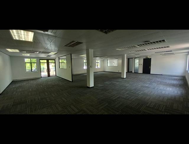 385M² OFFICE TO LET IN MORNINGSIDE